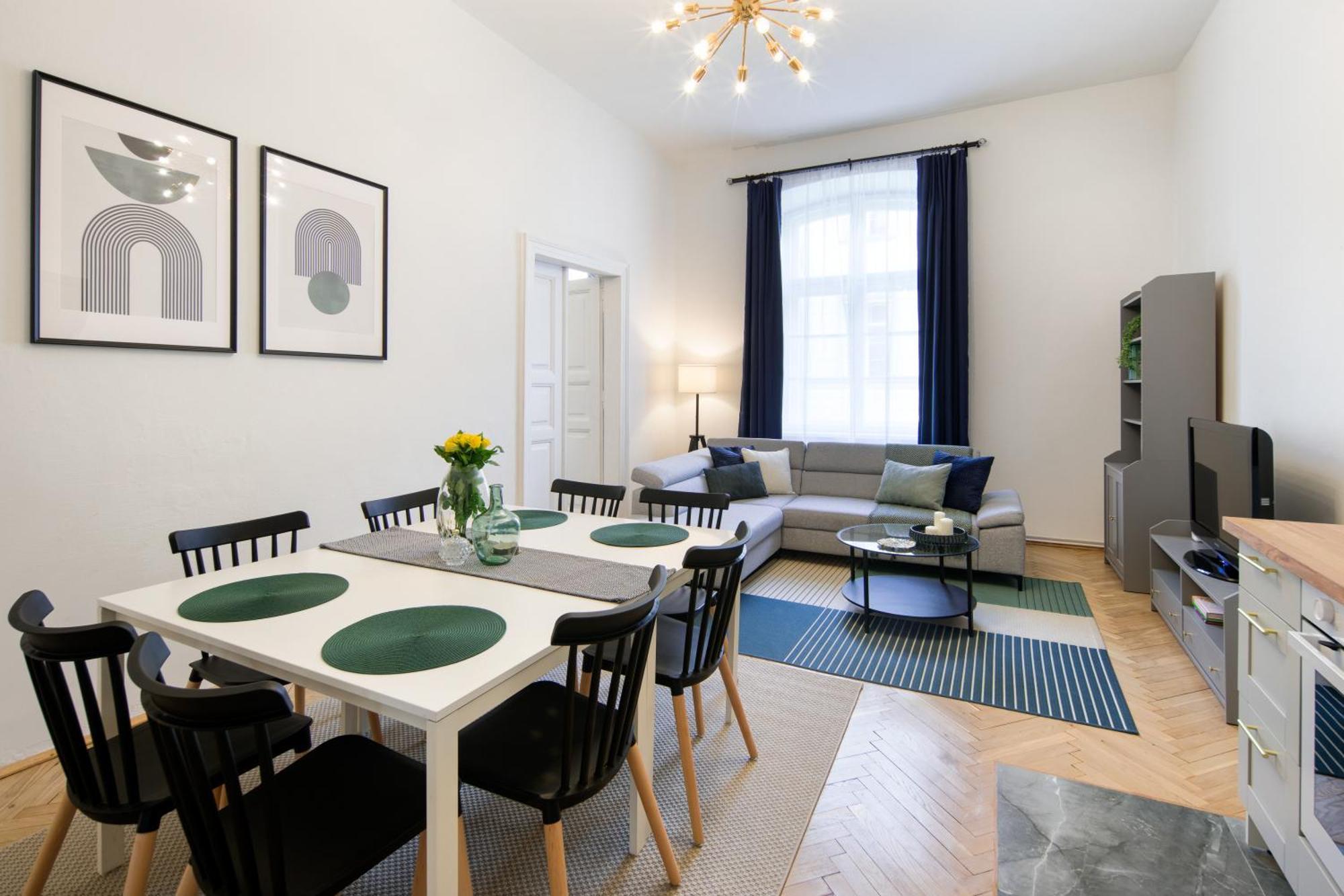 Wawelove Spacious 3 Bedroom Apt 1 Min To Main Sq! — Photos 3